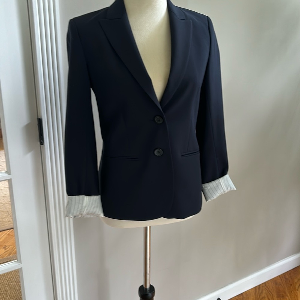 Theory womens blazer navy with striped cuffs size 4